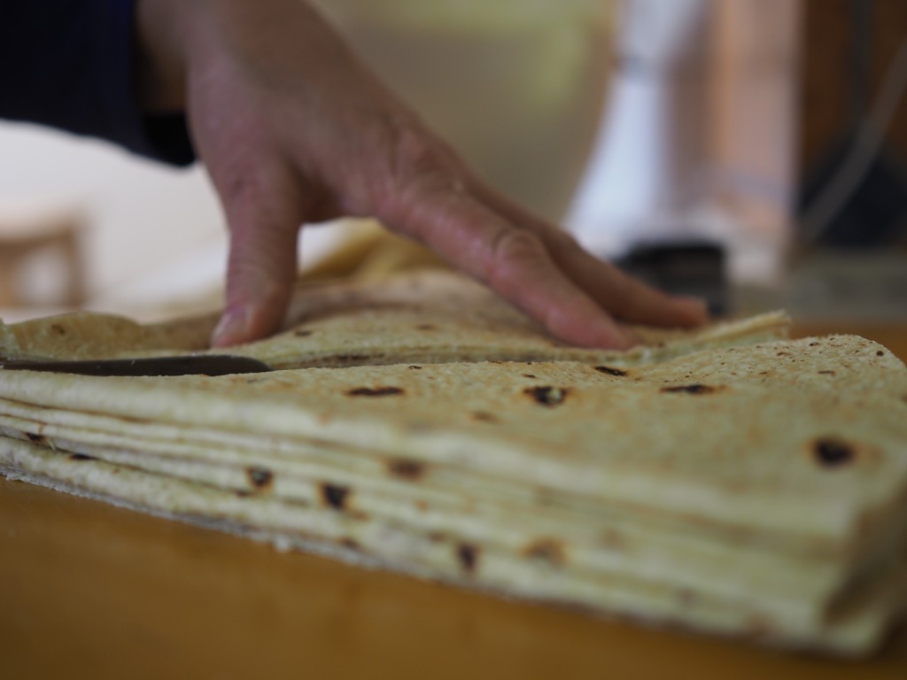 mollas-bakeri-rollag-norway-lefsa-kling