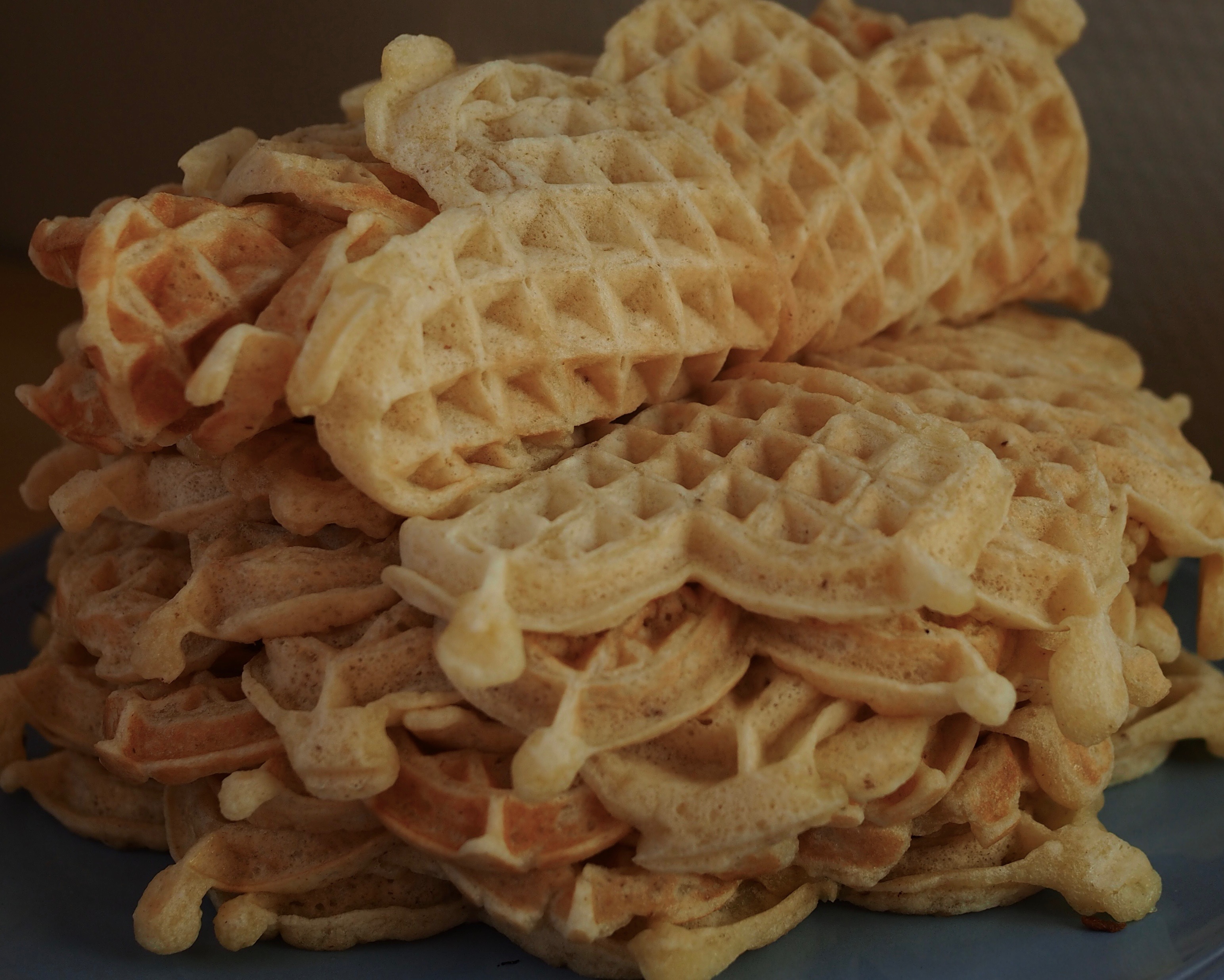 Norwegian Waffles with Aniseed