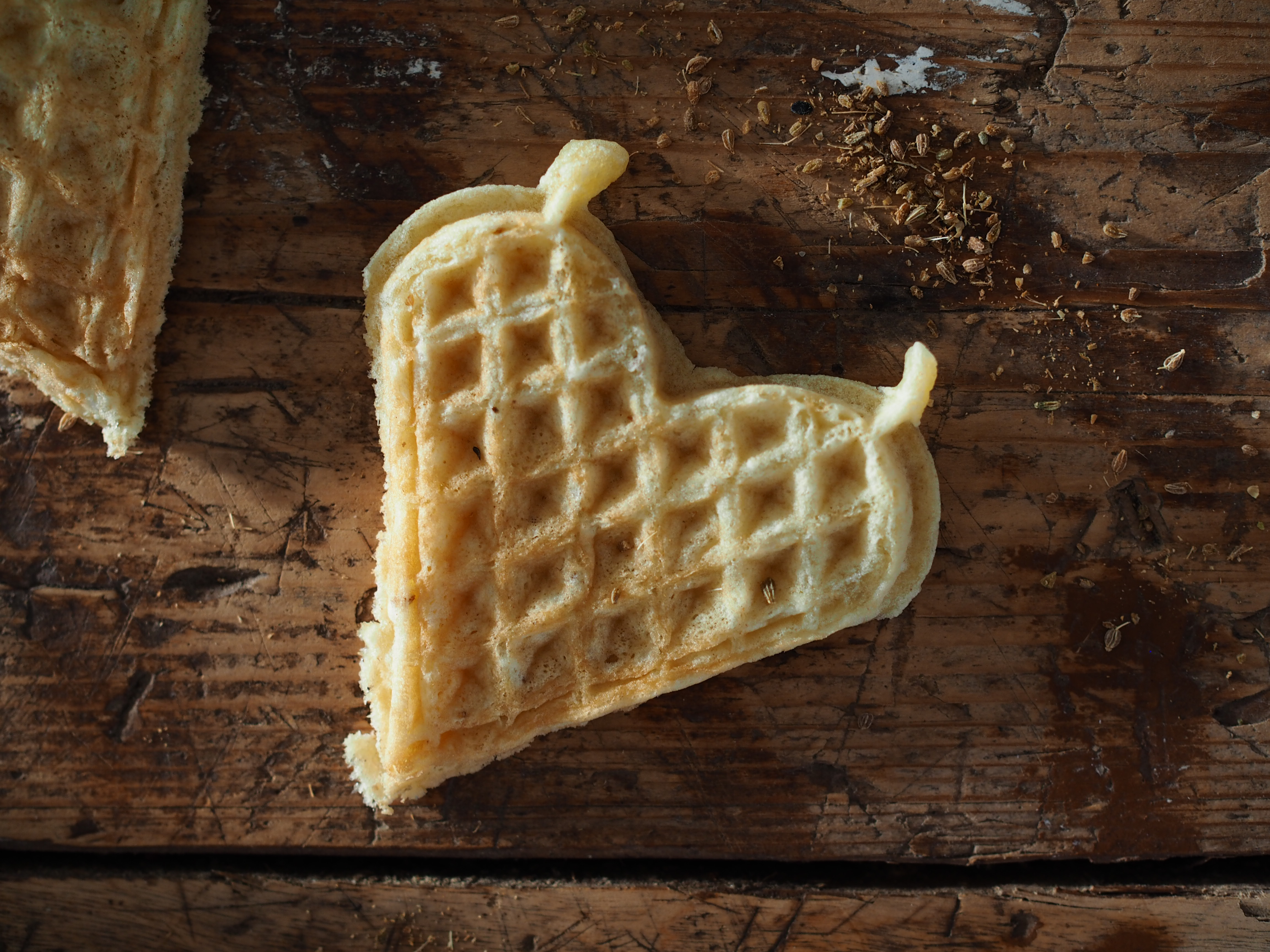 Norwegian Waffles with Aniseed