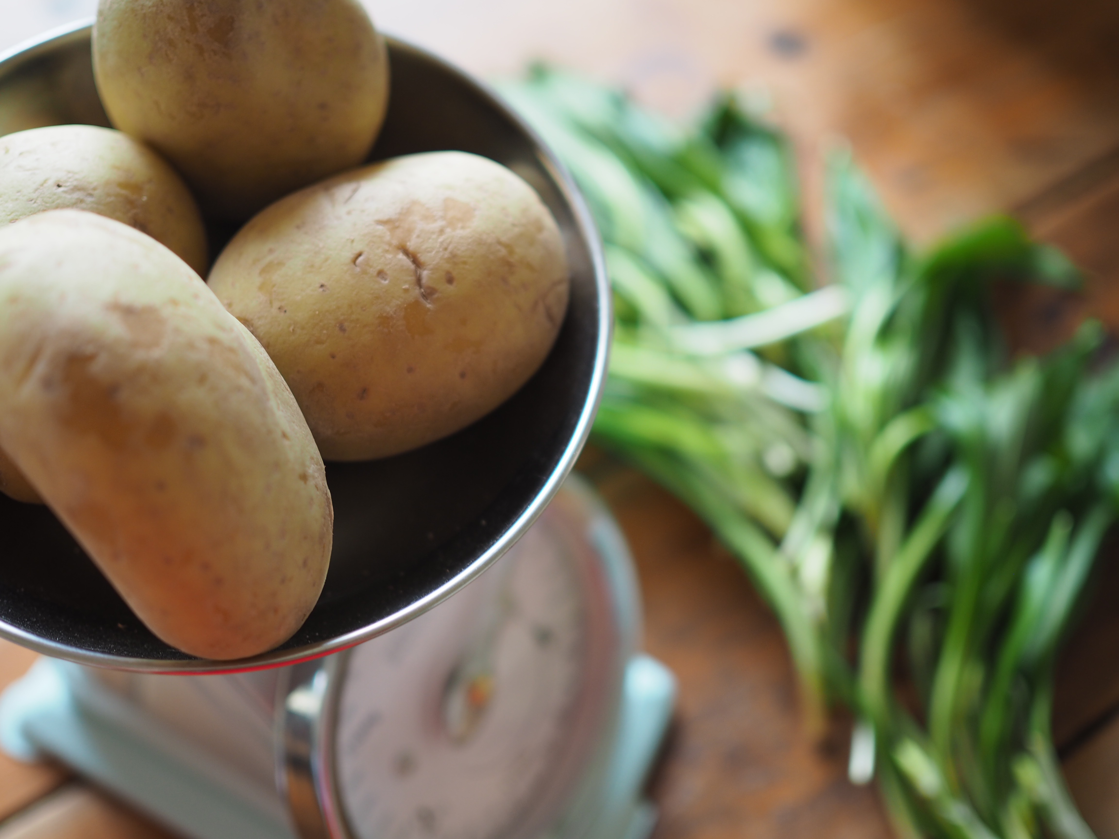 Wild Garlic Soup and Wild Garlic Potato Bread ( Ramsløksuppe og Ramsløkbrød)