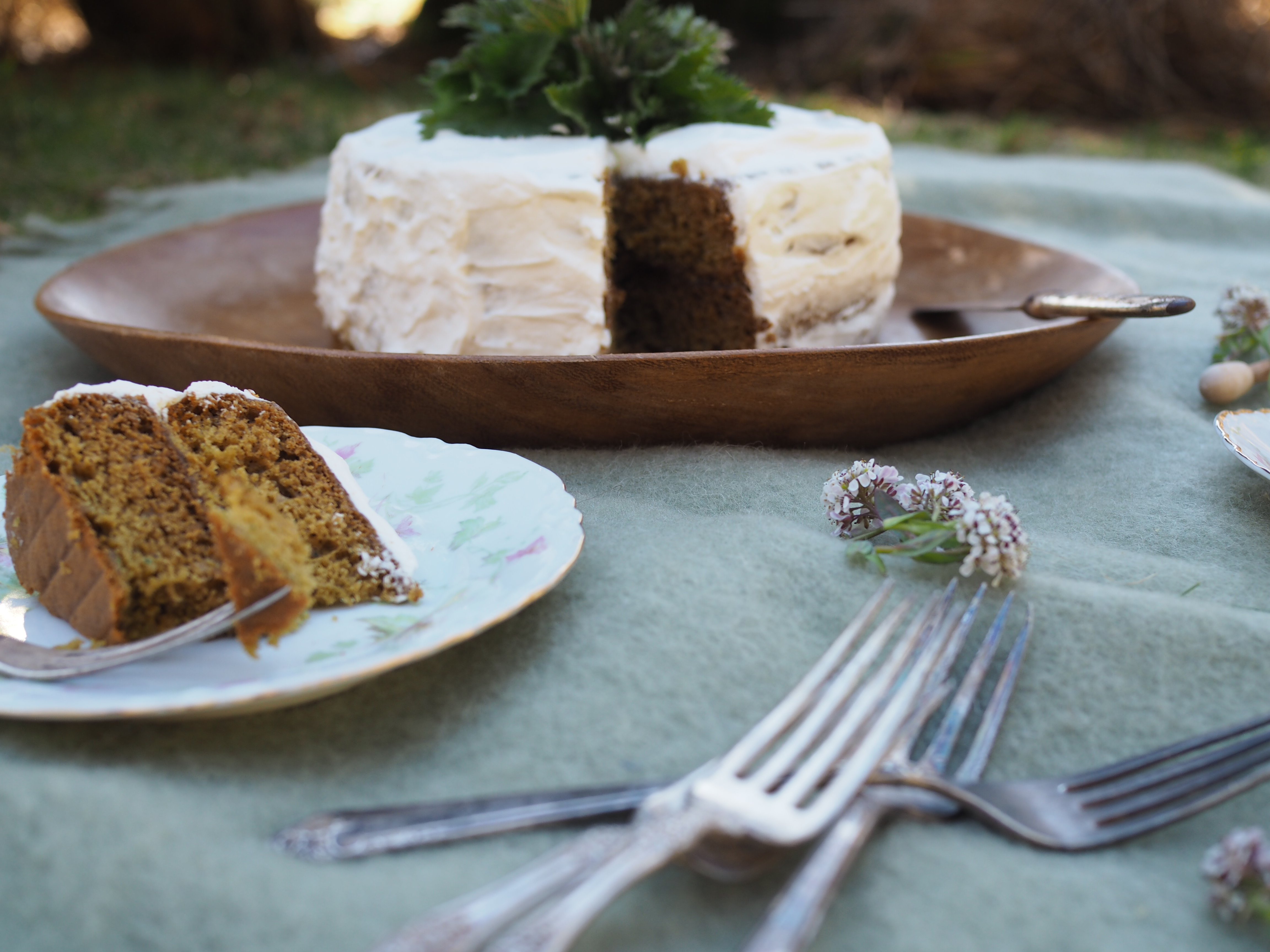 Nettle and Honey Cake (Brenneslekake)