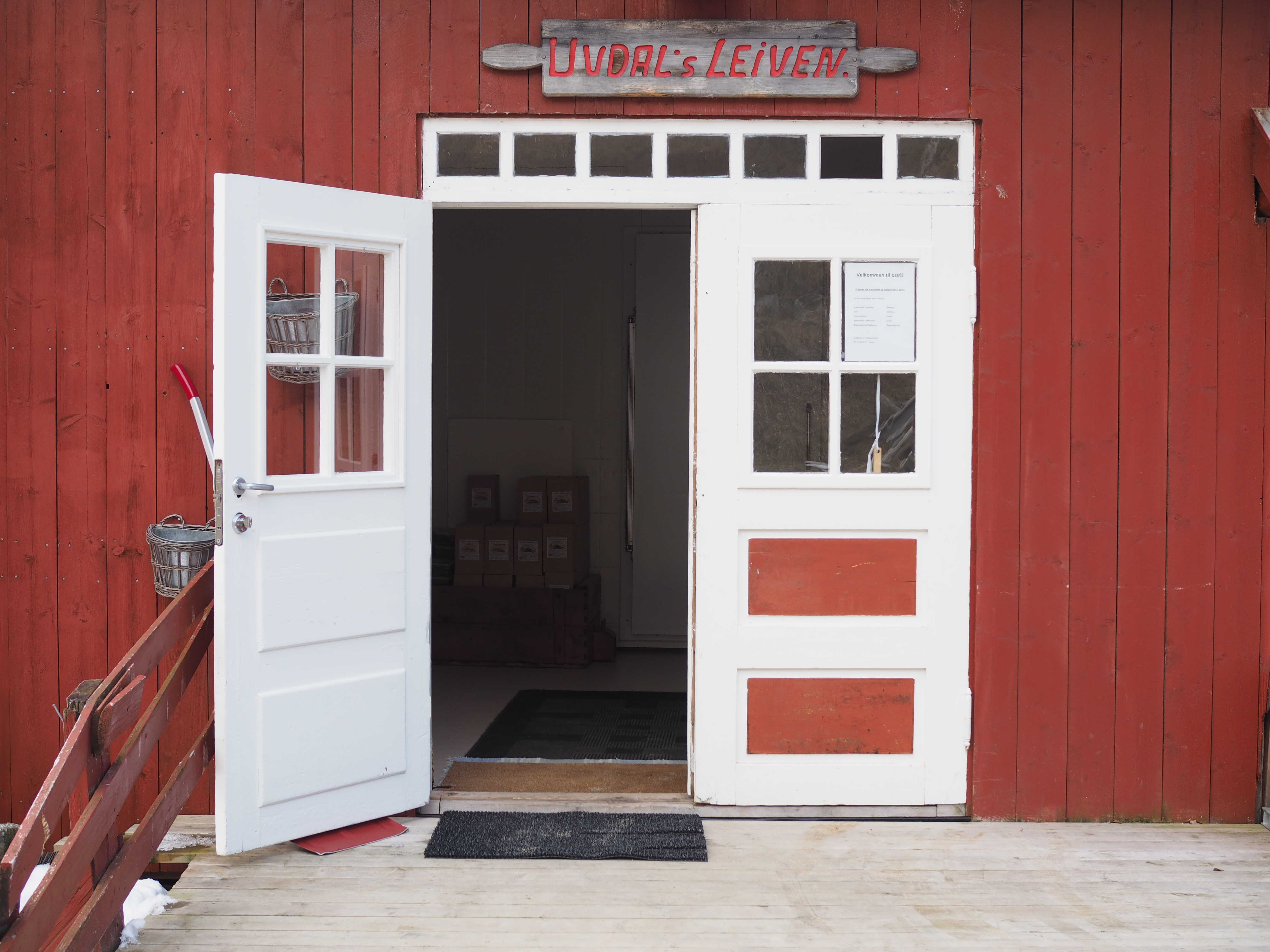 Uvdalsleiven Tradisjonsbakst & Rømmebrød