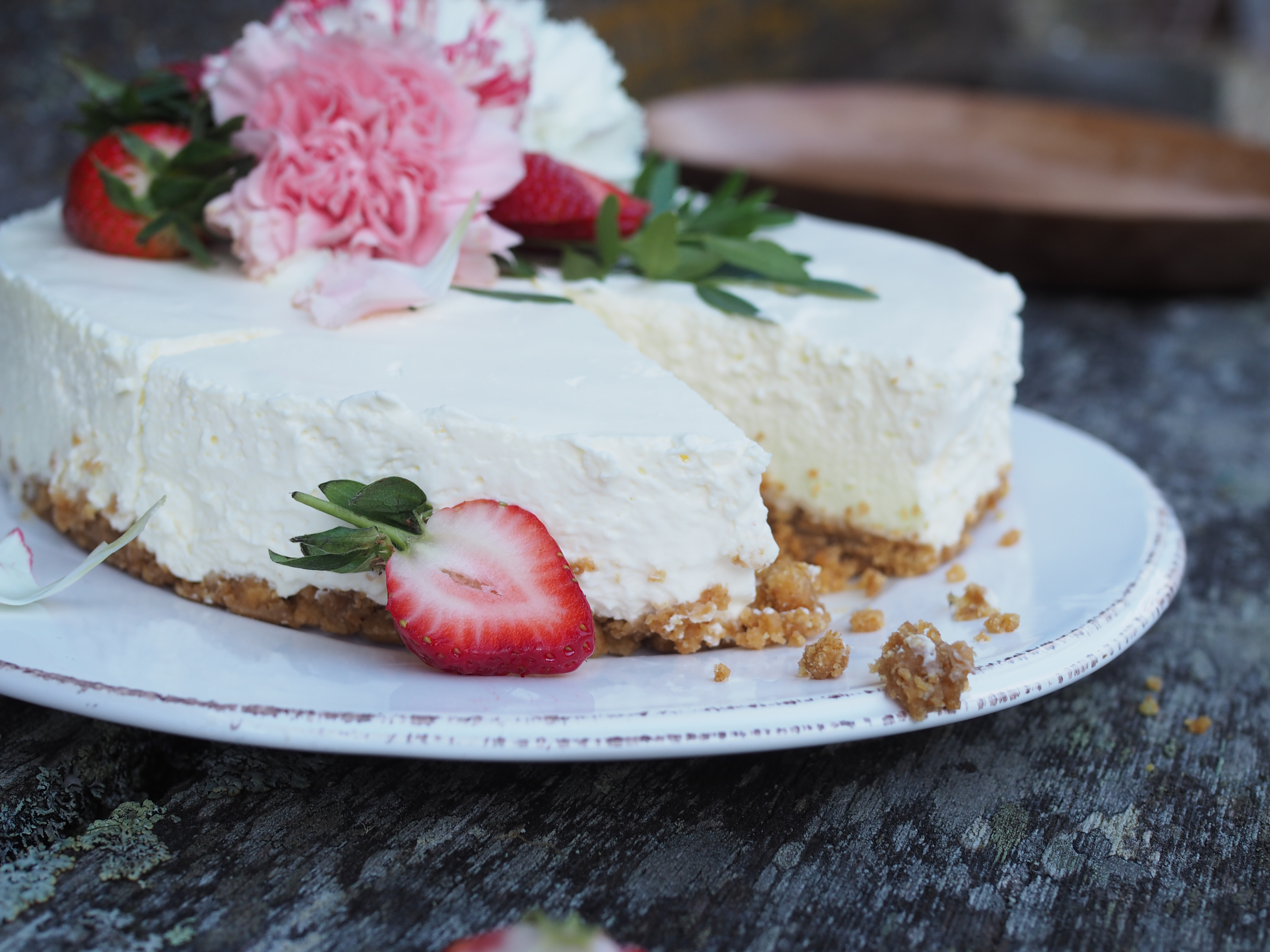 Norwegian Cheesecake (Ostekake)