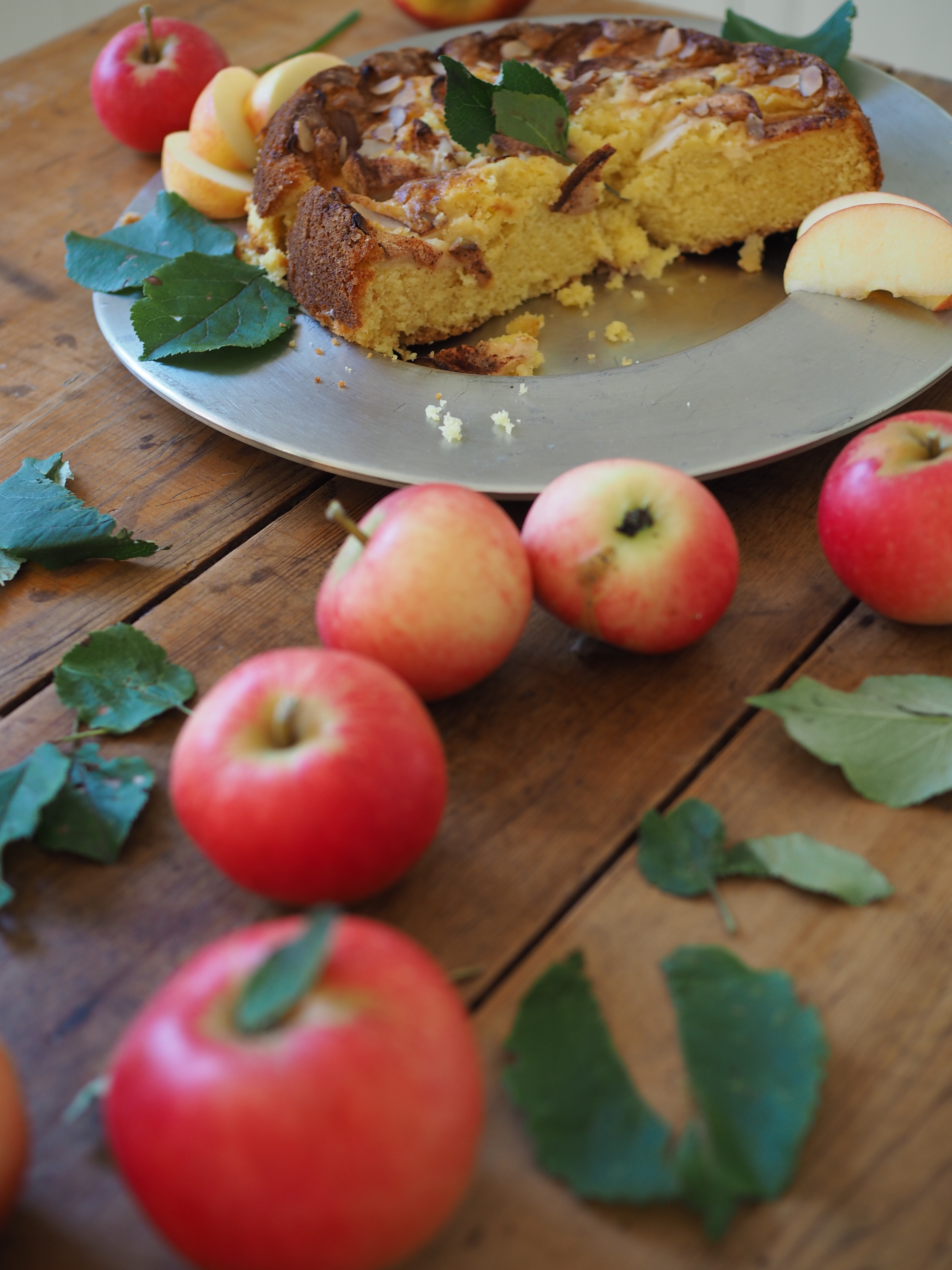 Eplekake (Apple Cake) 
