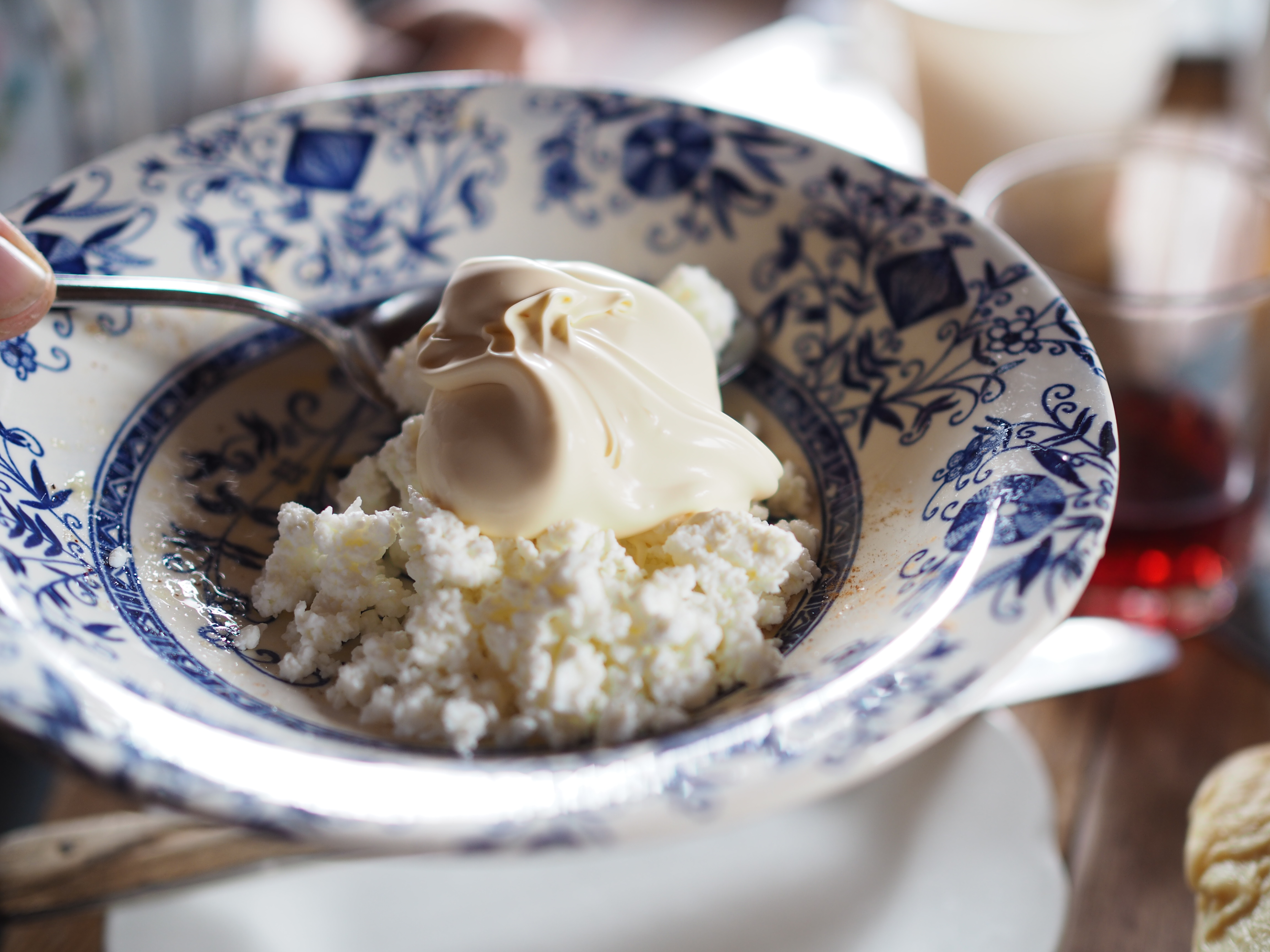 Norsk Seterliv & Sur-Ost (Mountain Farm Cottage Cheese)