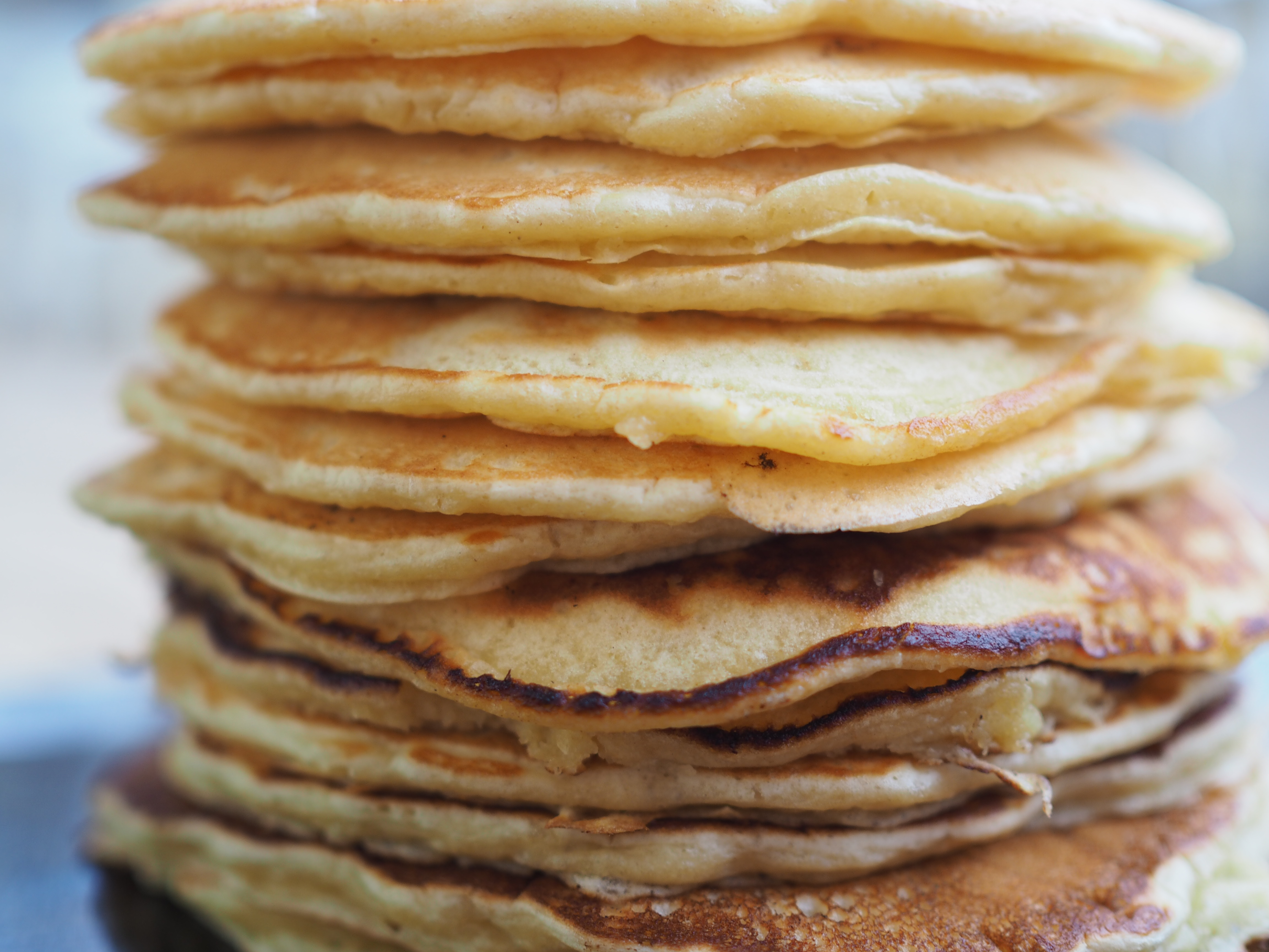 Lapper med Øl (Norwegian Flat Cakes with Beer)