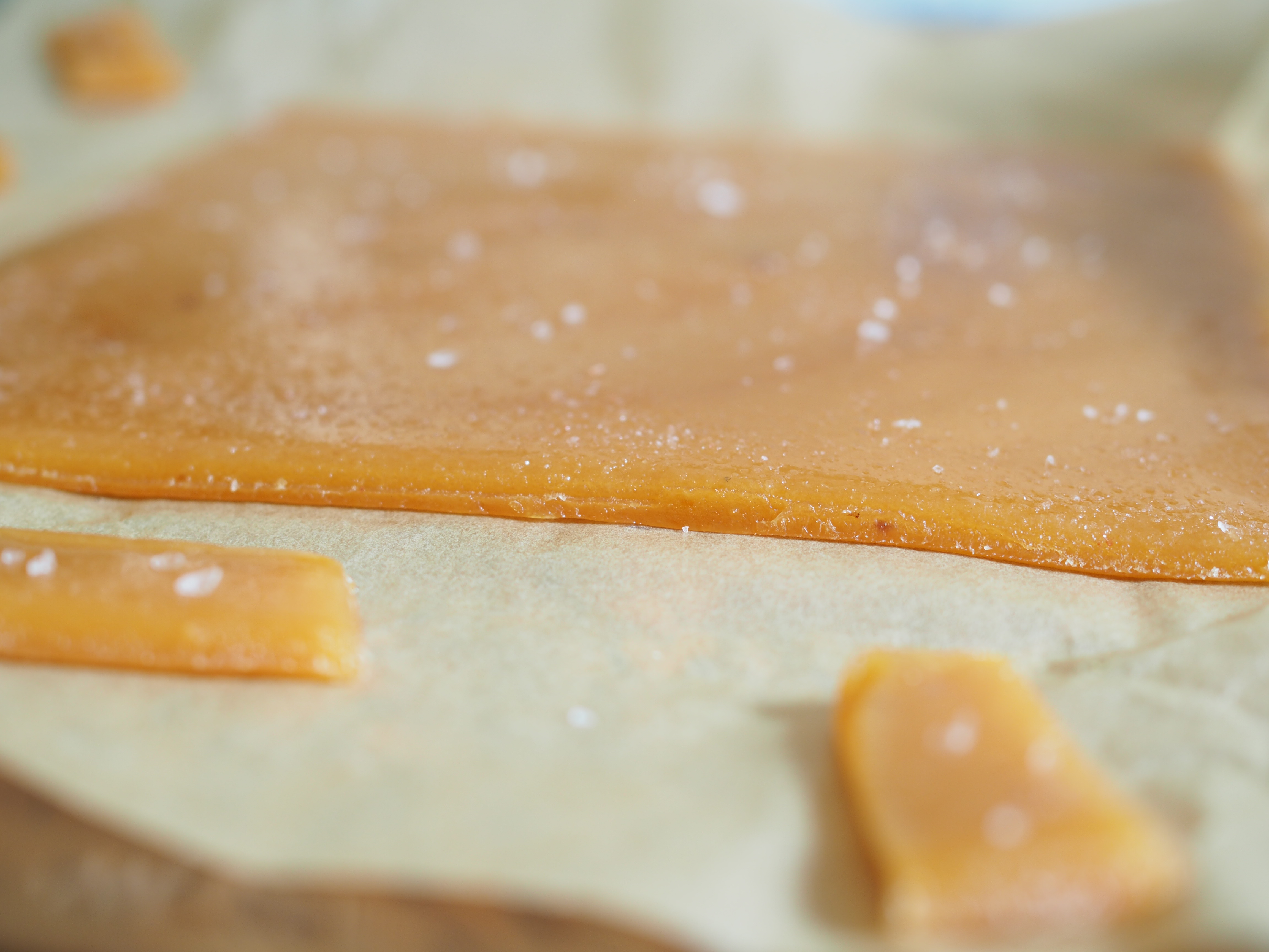 Multekarameller (Cloudberry Caramels)
