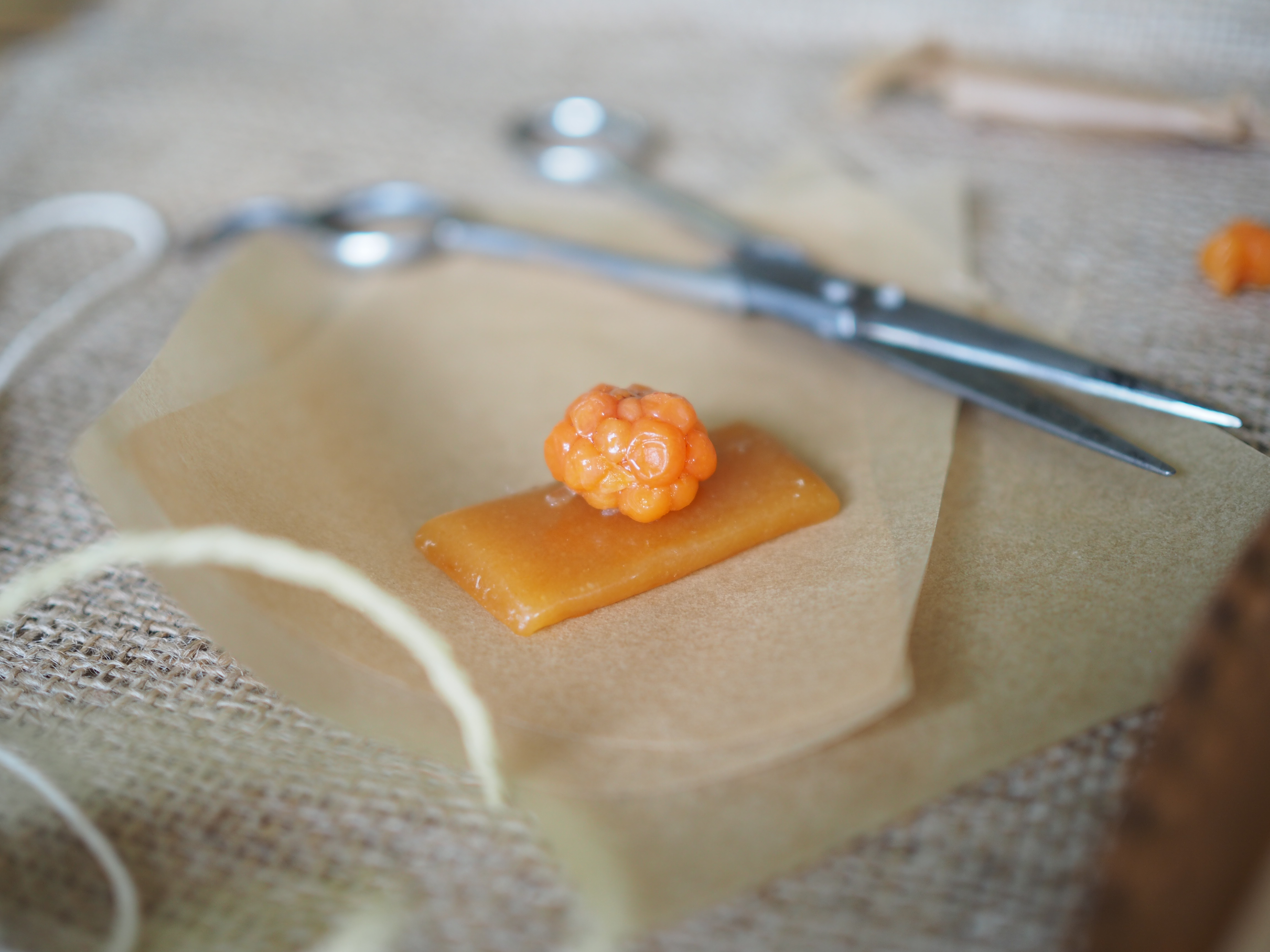 Multekarameller (Cloudberry Caramels)