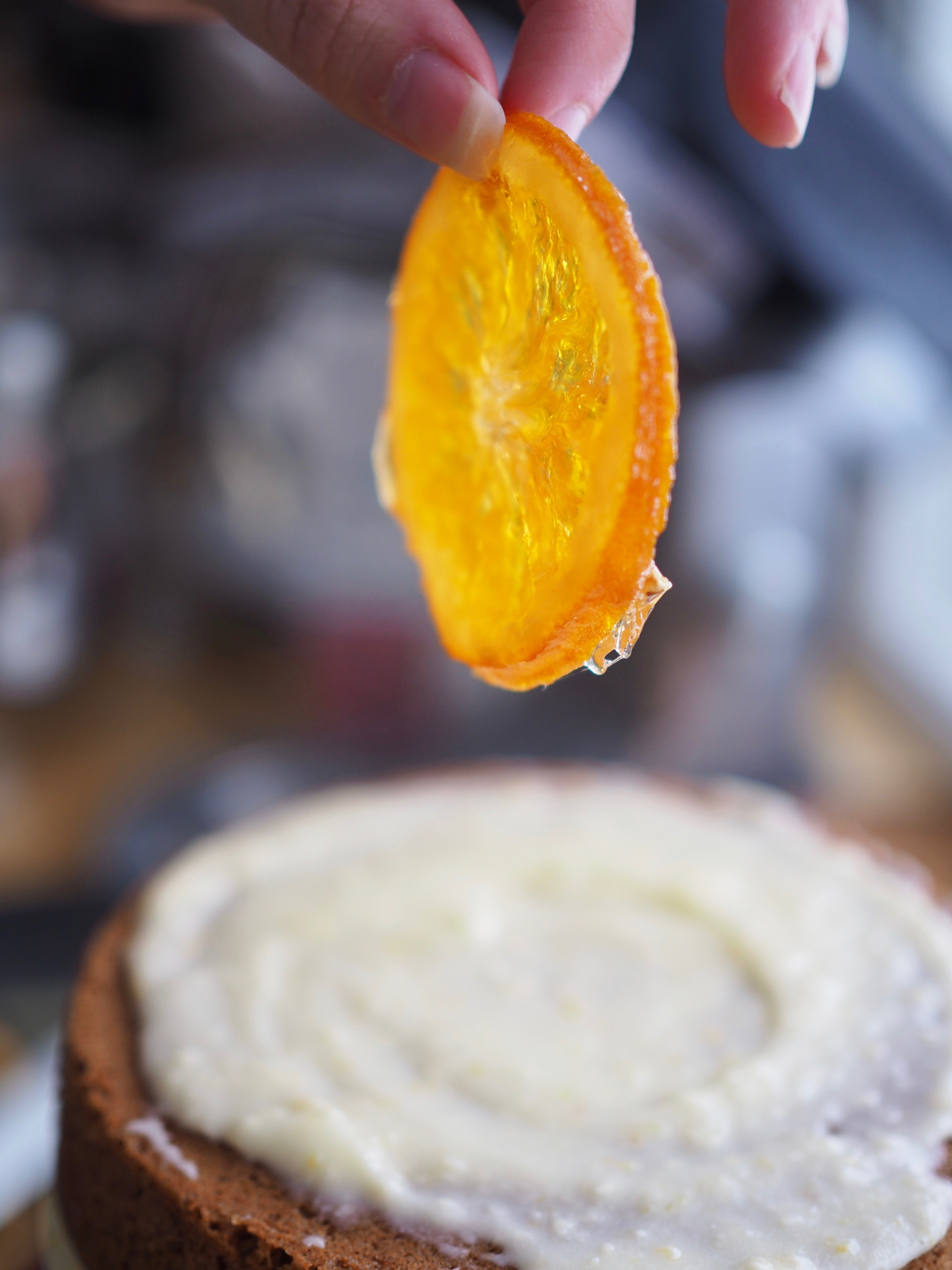 Not too long ago, I visited the Rollag Bygdekvinnelag, a wonderful group of ladies who meet throughout the year to swap stories, share meals, go on excursions, and maintain traditions which have been shared and passed down through the women in the area. I was invited to look through old cookbooks which had been kept in the family for generations. Some dating back to the 1800s, and some as recent as the 1970s. I came across many exciting and interesting recipes, which I hope to share more of in the future. With the holiday season here, a few of the traditional baked goods popped out at me. One of them being, sirupskake. Sirupskake is a simple spice cake made with a light syrup and is traditionally baked in a long pan or loaf tin. It is an old recipe, which tends to show up in cookbooks from grandmothers and great-grandmothers. 