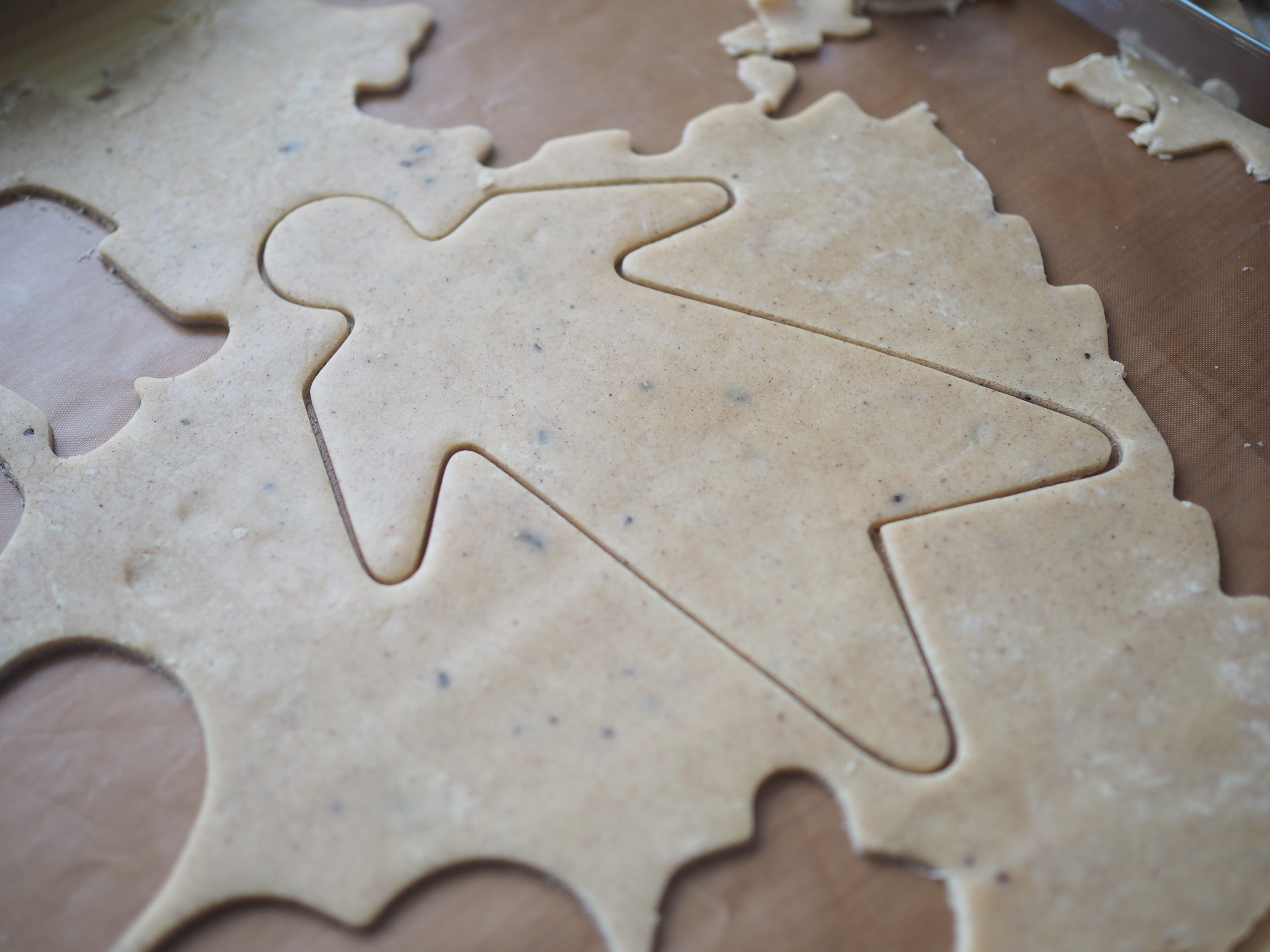 Old Fashioned Pepperkaker (Norwegian Gingerbread)