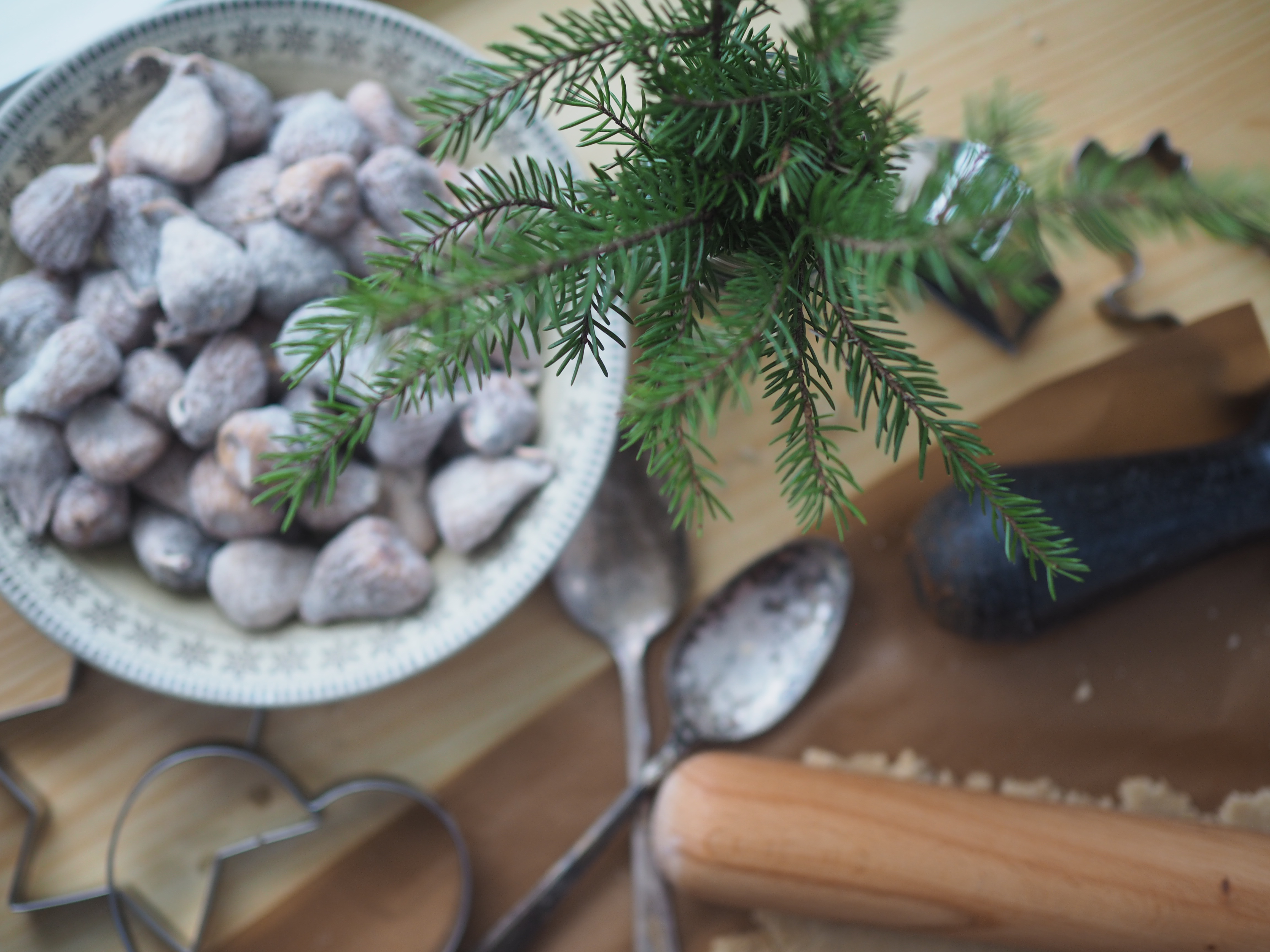 Old Fashioned Pepperkaker (Norwegian Gingerbread)