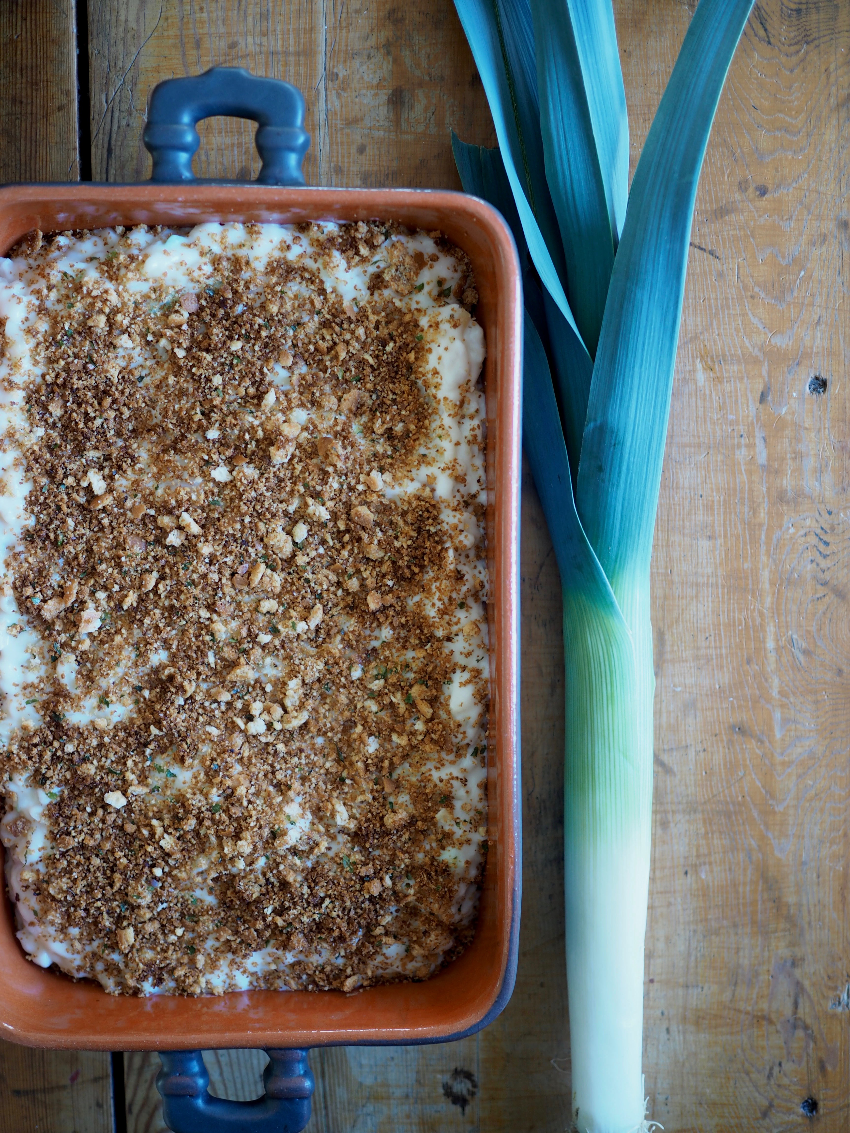 Norwegian Fiskegrateng (Fish & Macaroni Casserole with Garlicky Breadcrumbs)