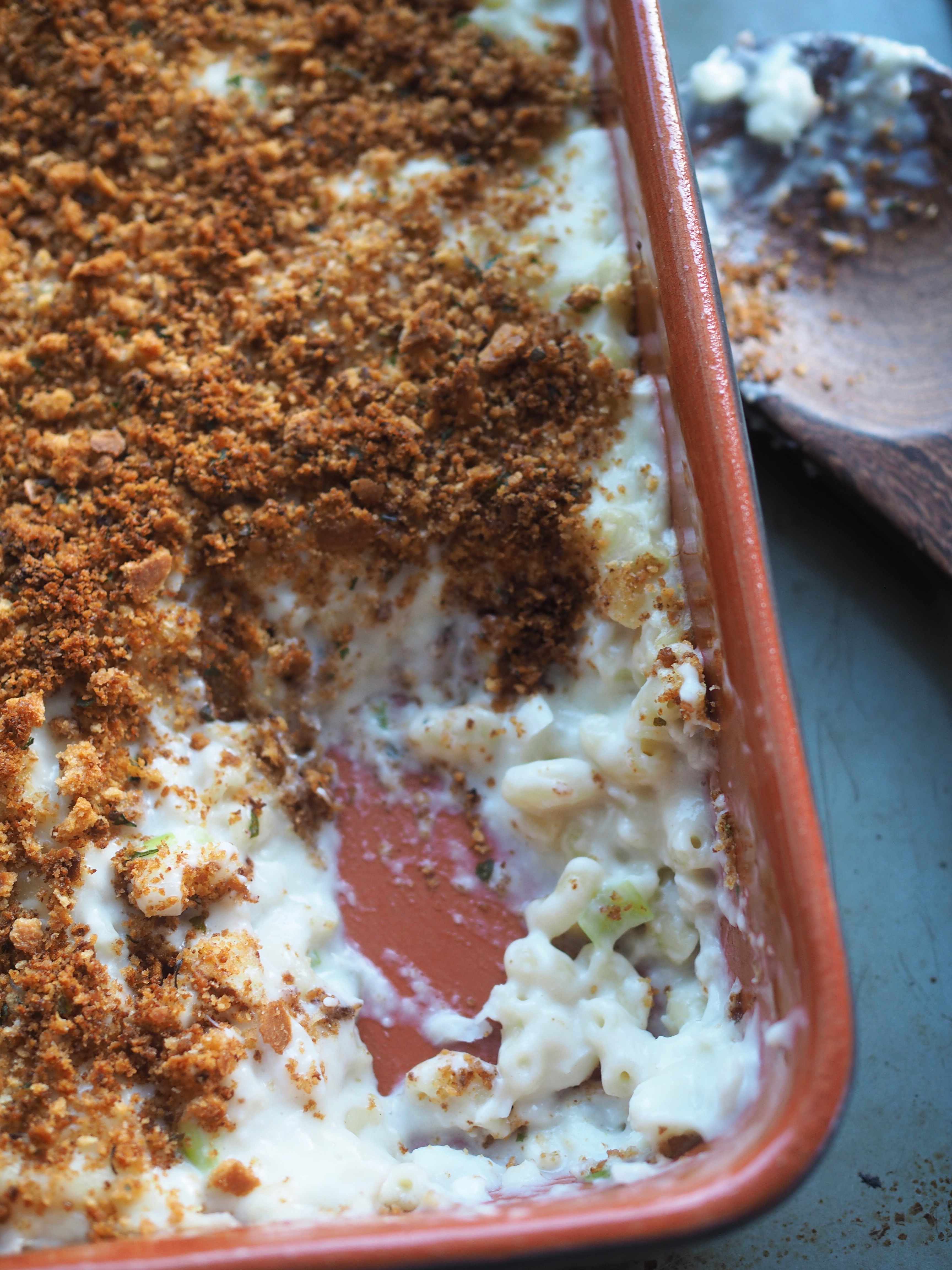Norwegian Fiskegrateng (Fish & Macaroni Casserole with Garlicky Breadcrumbs)