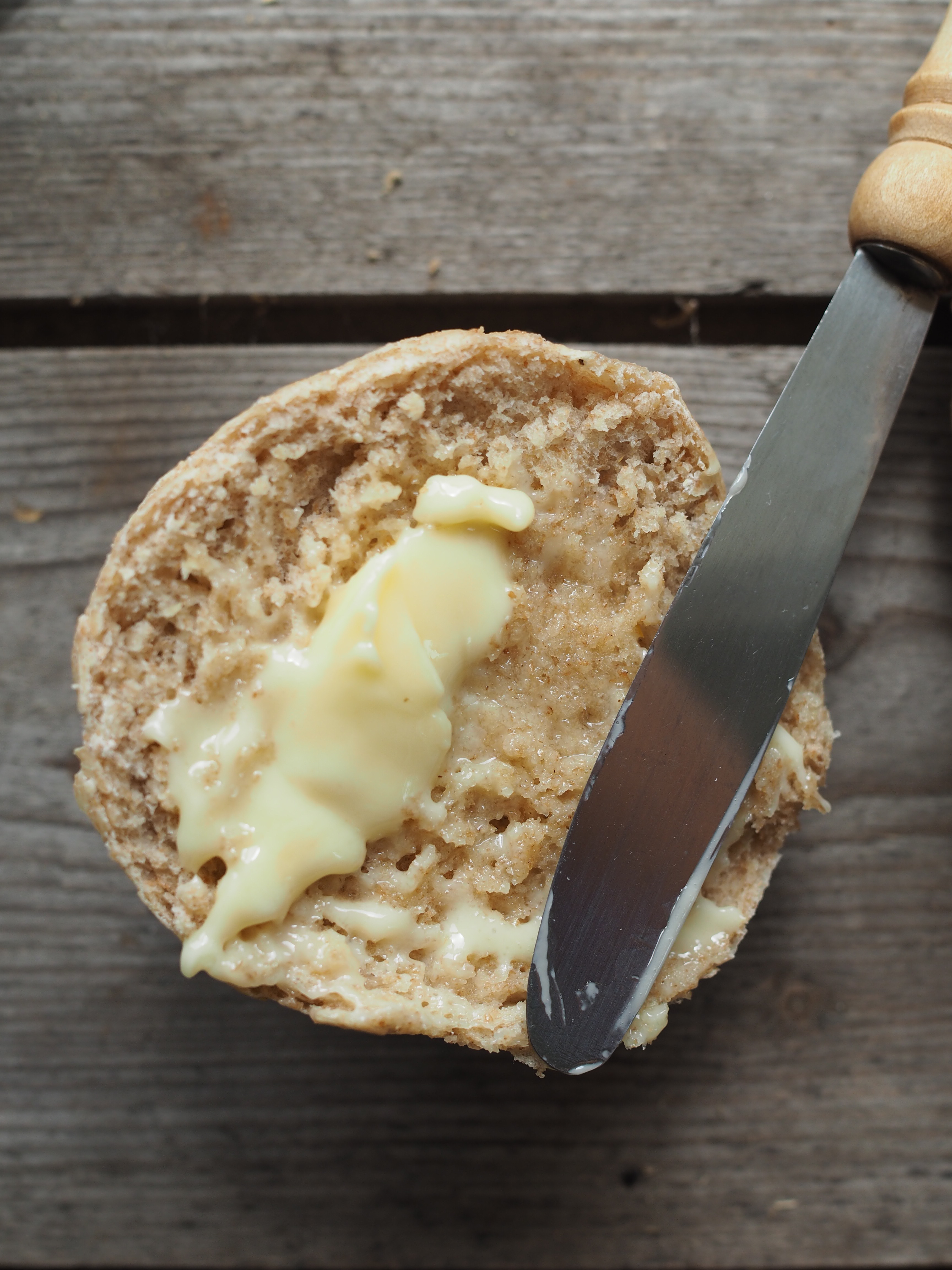 Norwegian Crusty Rolls with Oats (Rundstykker med Havregryn)