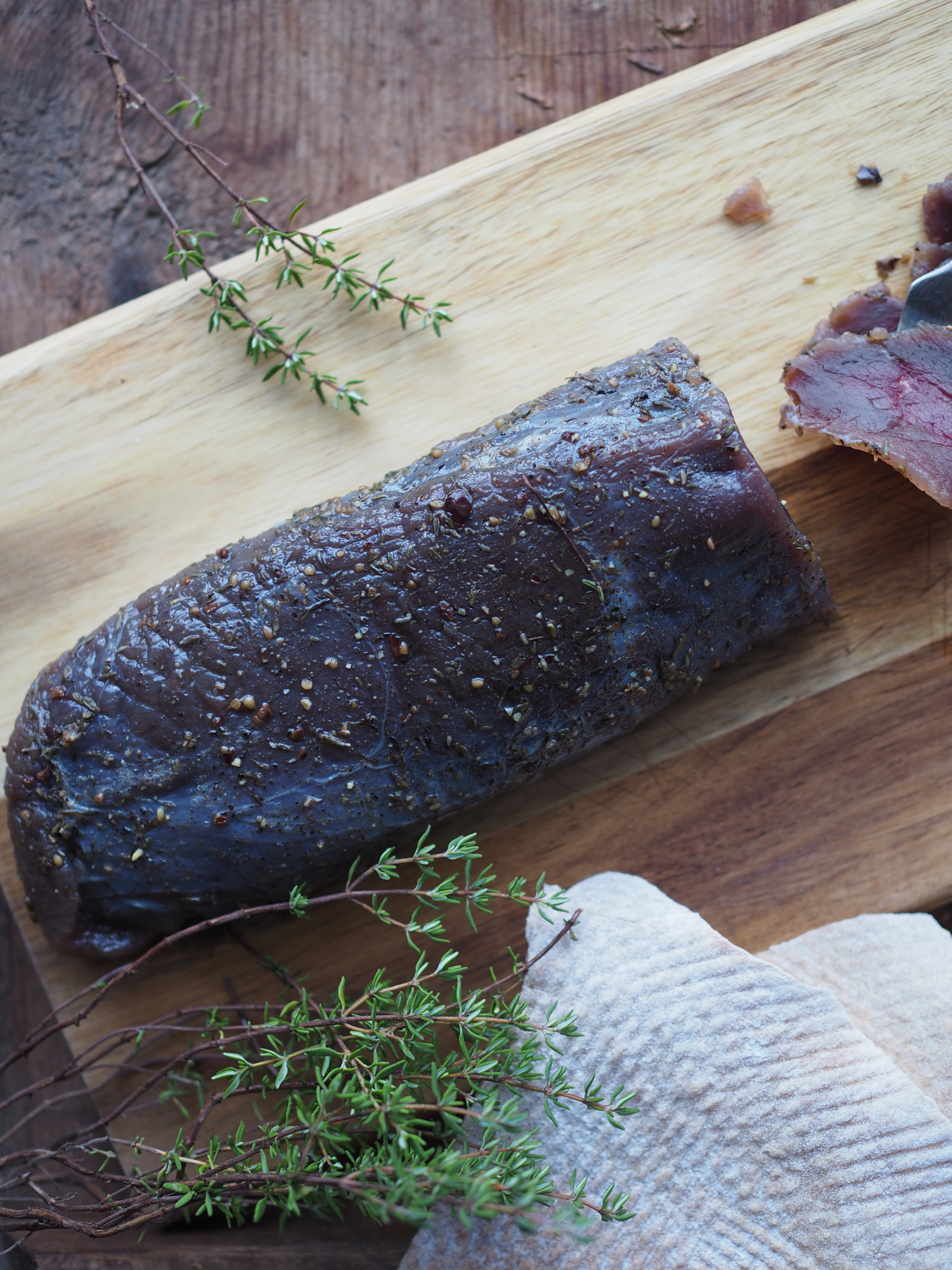 Aquavit-Cured Deer with Pickled Bilberries (Gravet hjort med sylteblåbær)