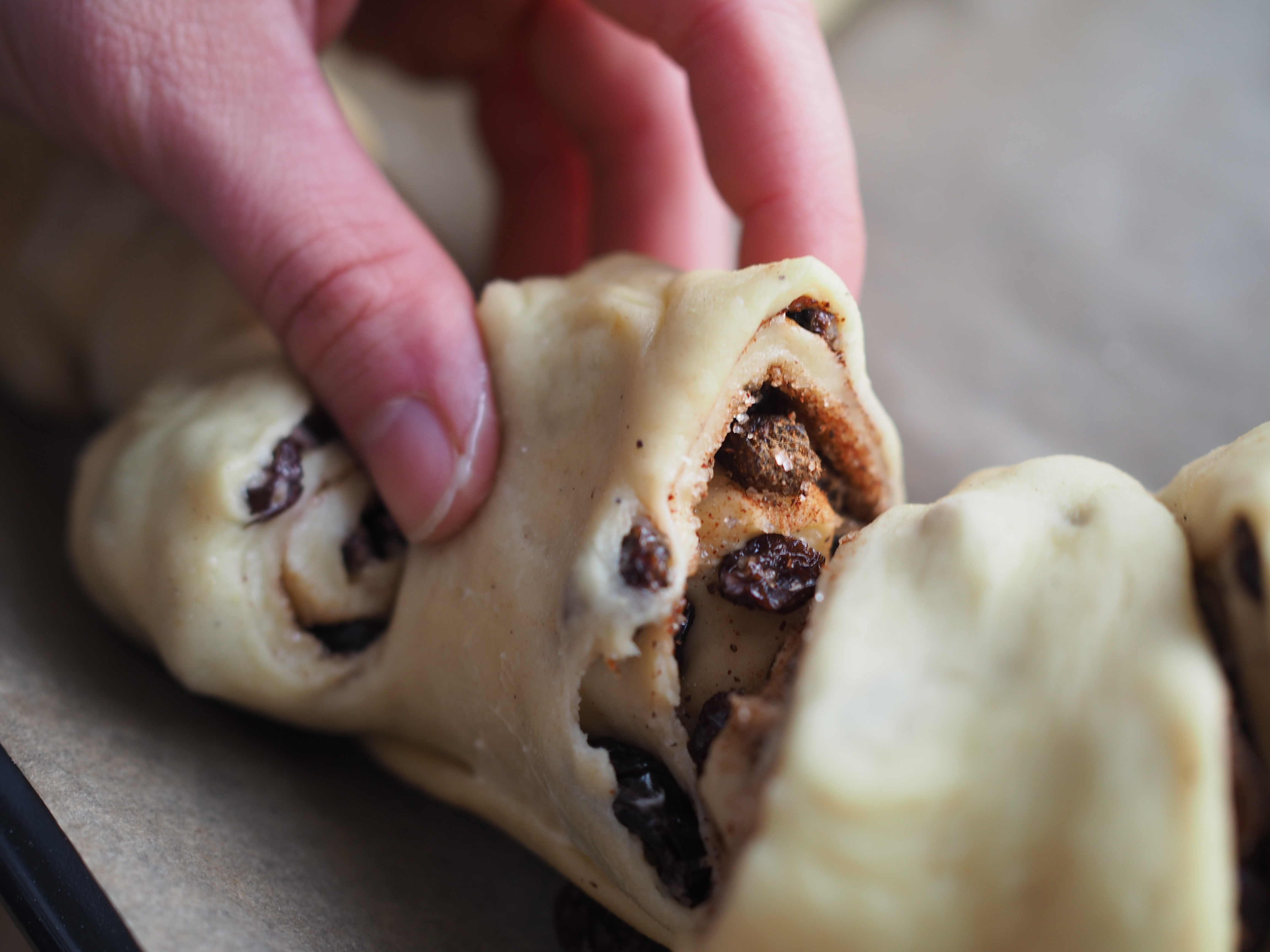 Glitrekringle (Maj-Lis's Norwegian pastry with raisins and nuts)