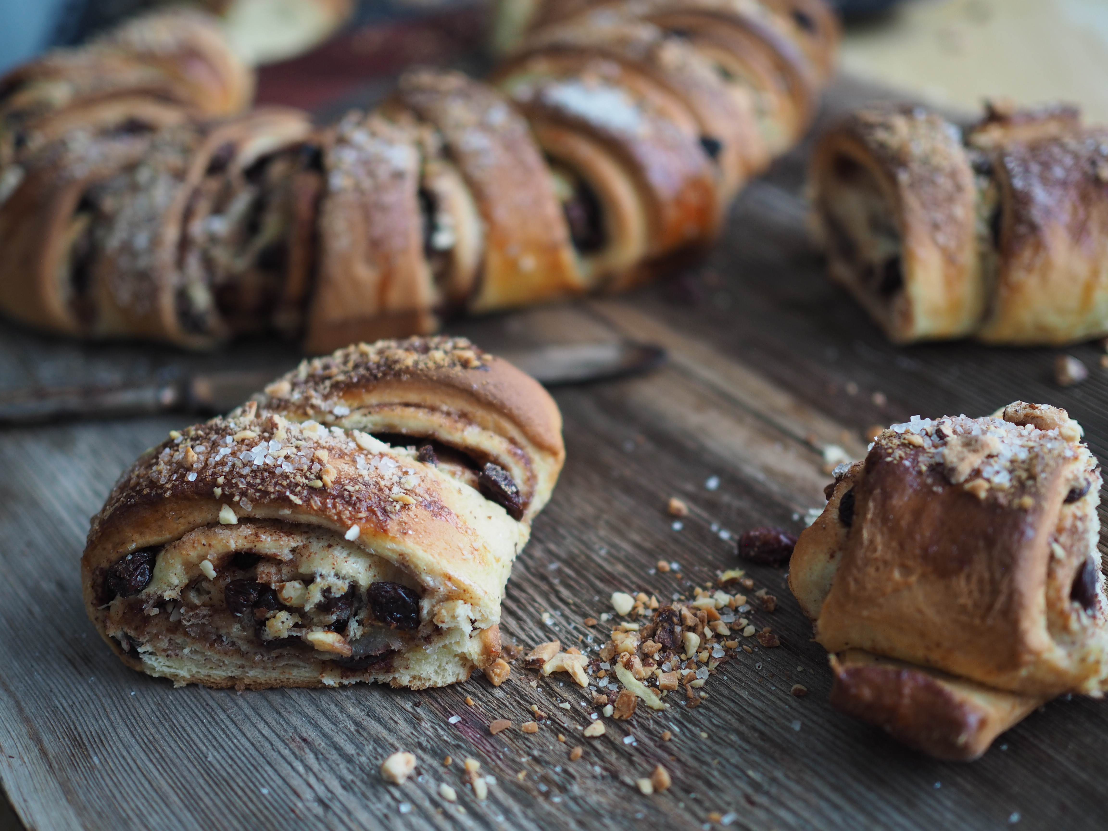 Glitrekringle (Maj-Lis's Norwegian pastry with raisins and nuts)