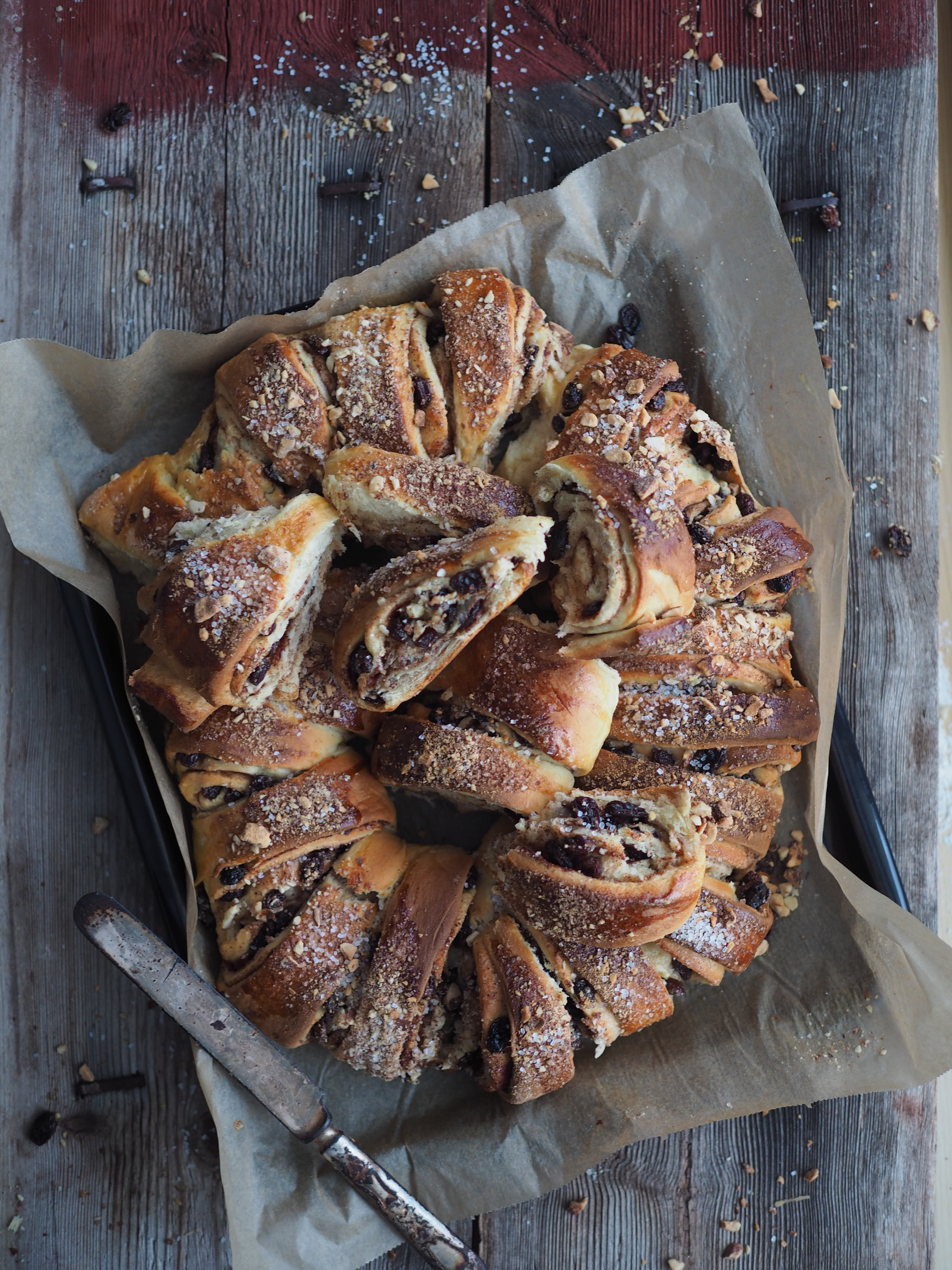 Glitrekringle (Maj-Lis's Norwegian pastry with raisins and nuts)
