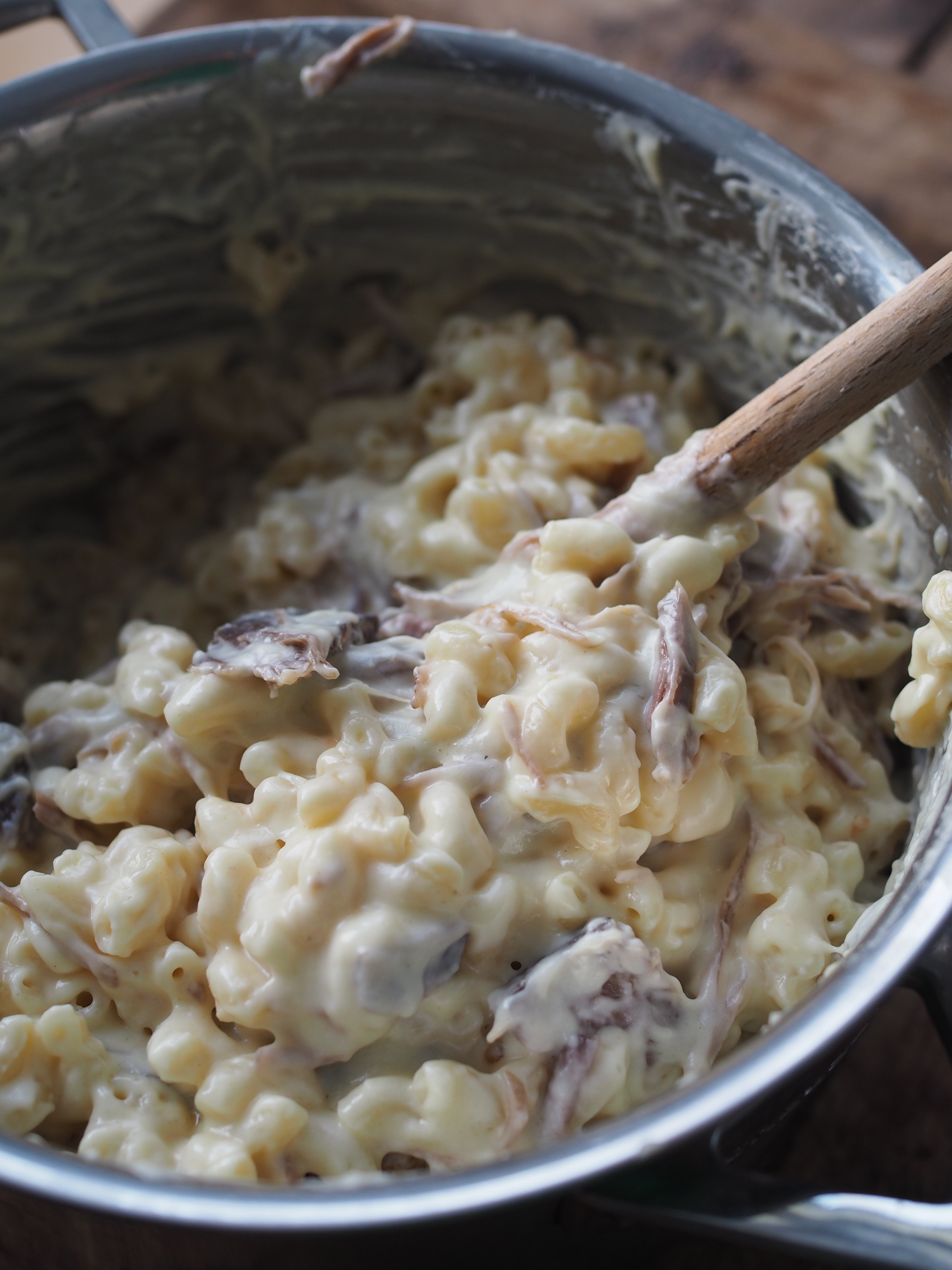 Norwegian Pinnekjøtt Macaroni and Cheese and Winter Slaw