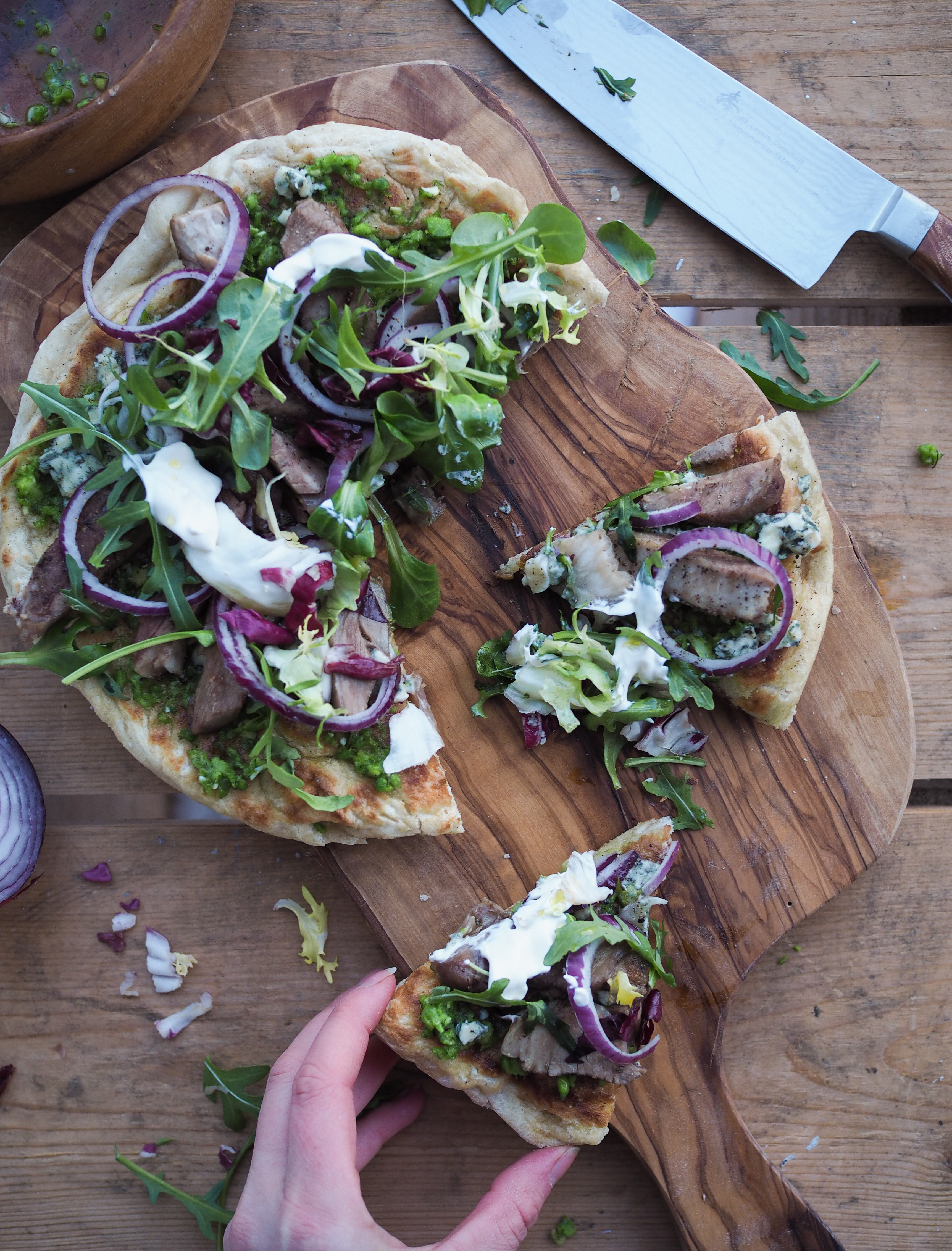 Outdoor Skillet-Bread with Lamb and Pea Pesto (Bålbrød med lam og erterpesto)