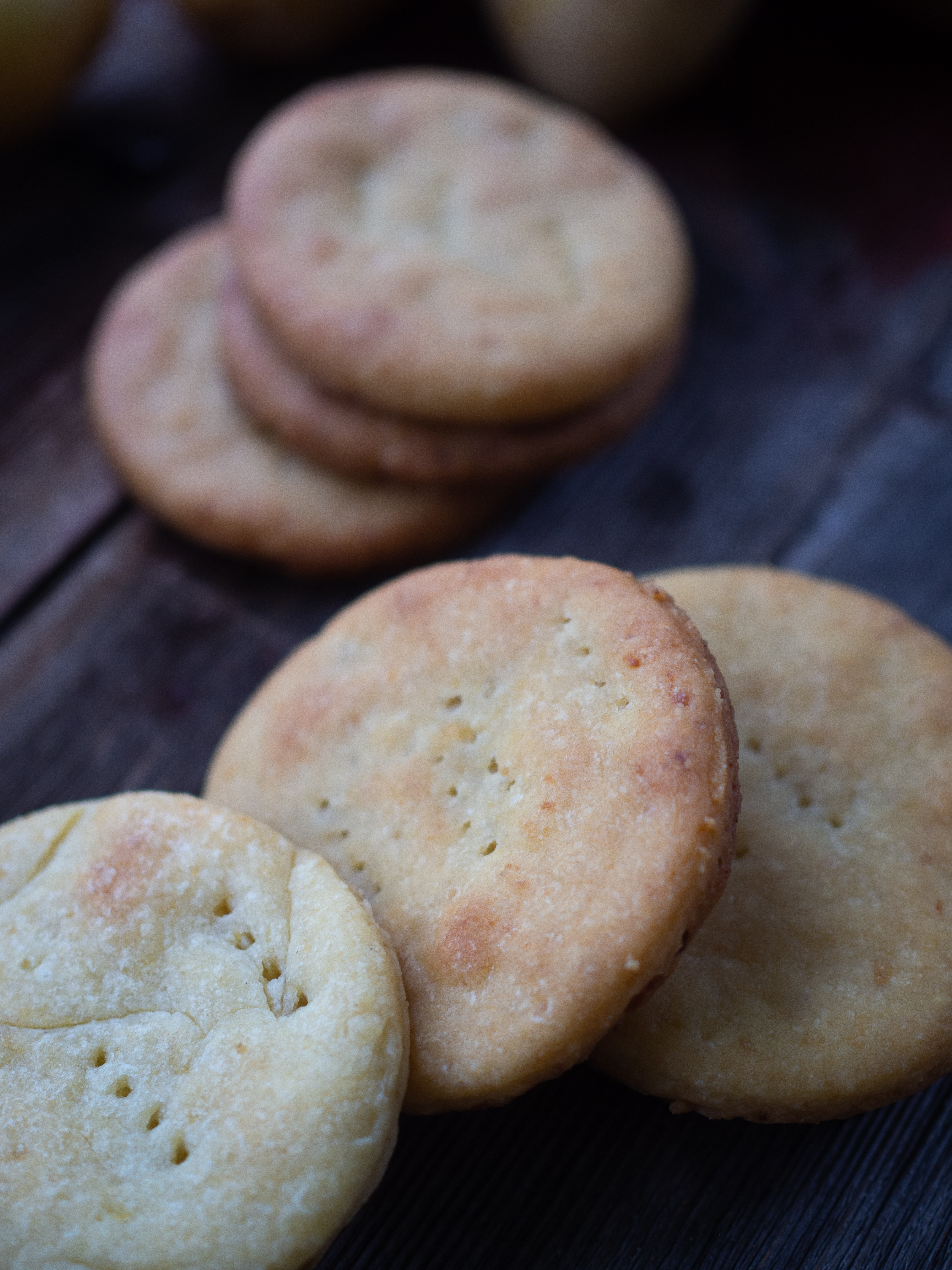 Potato Tarts with Spiced Stewed Apples (potet-terte)