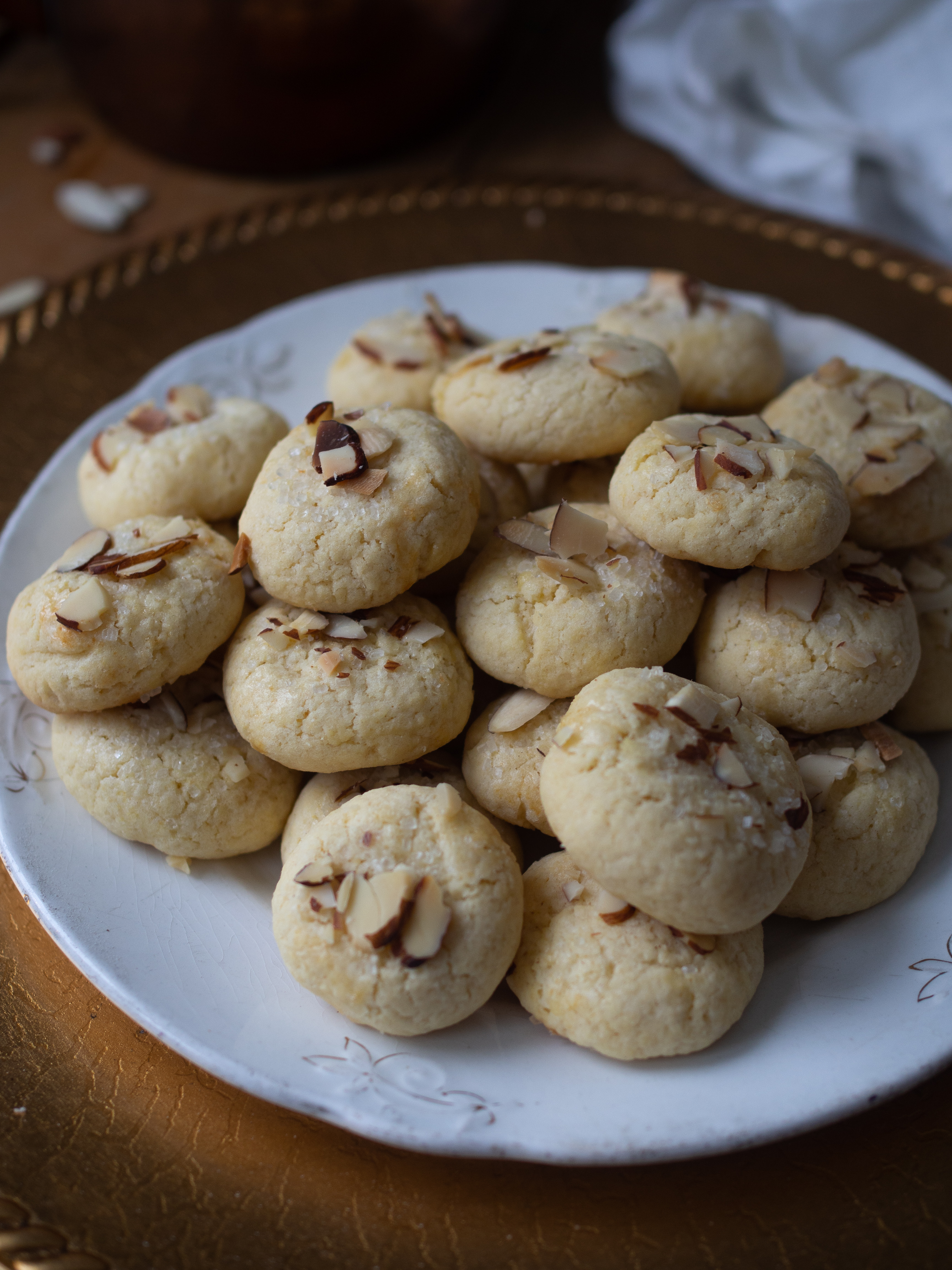 Serinakaker (Norwegian Christmas cookies)