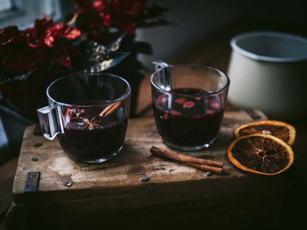 Gløgg (Norwegian mulled wine)