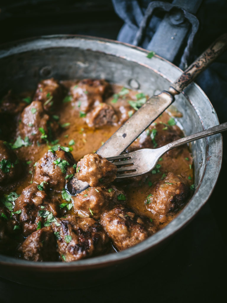 Norwegian Brown Cheese Meatballs (Kjøttkaker med Brunost)