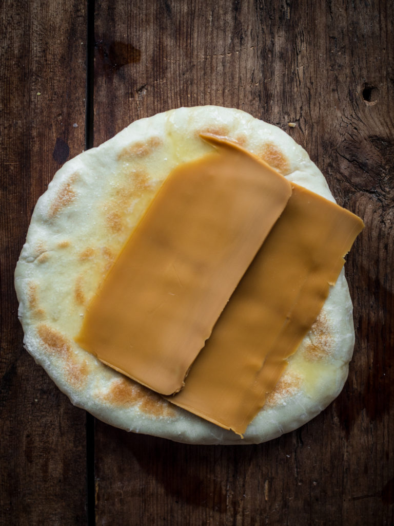 Settekake (Norwegian Yeast Bread)