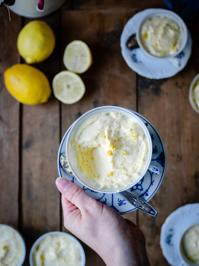 Sitronfromasj (Norwegian Lemon Mousse)