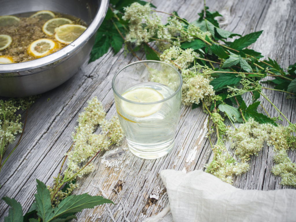 Meadowsweet Cordial (Mjødurtsaft)