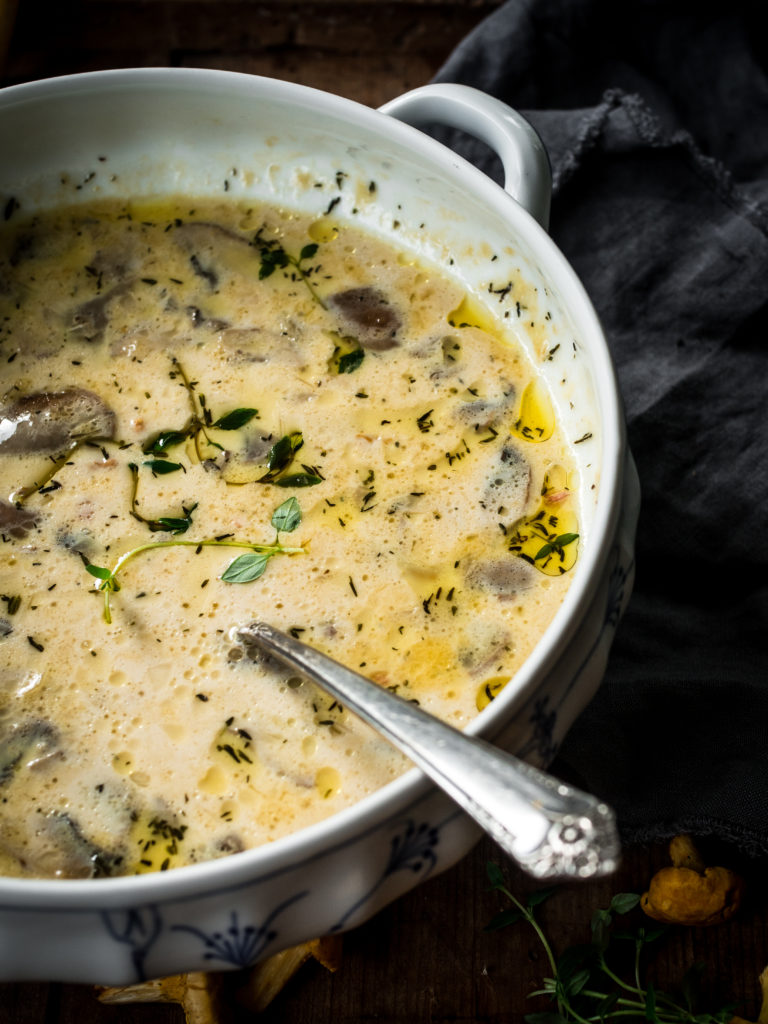 Creamy Chanterelle and Brunost Soup