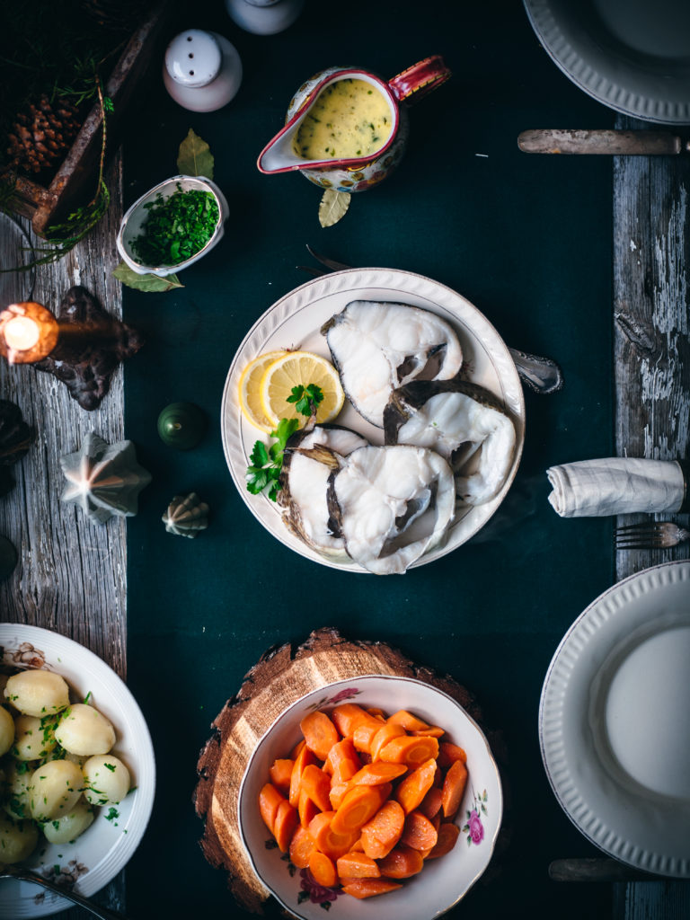 Juletorsk (Christmas Poached Cod)