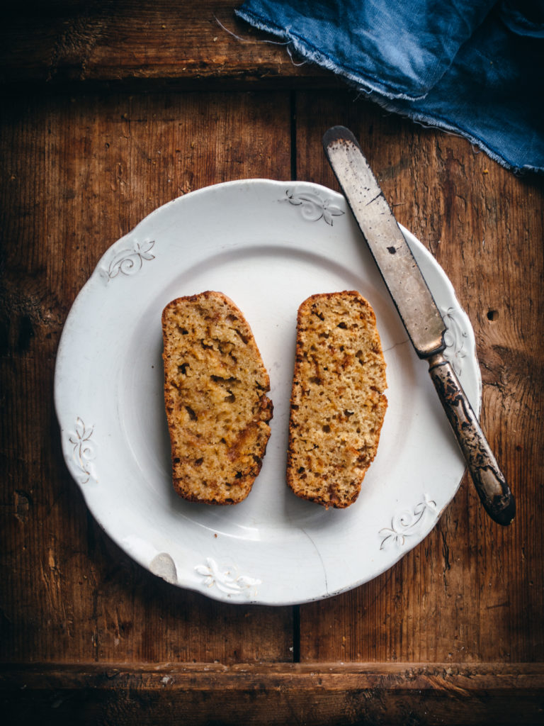 Brown Cheese, Honey and Rye Quick Bread