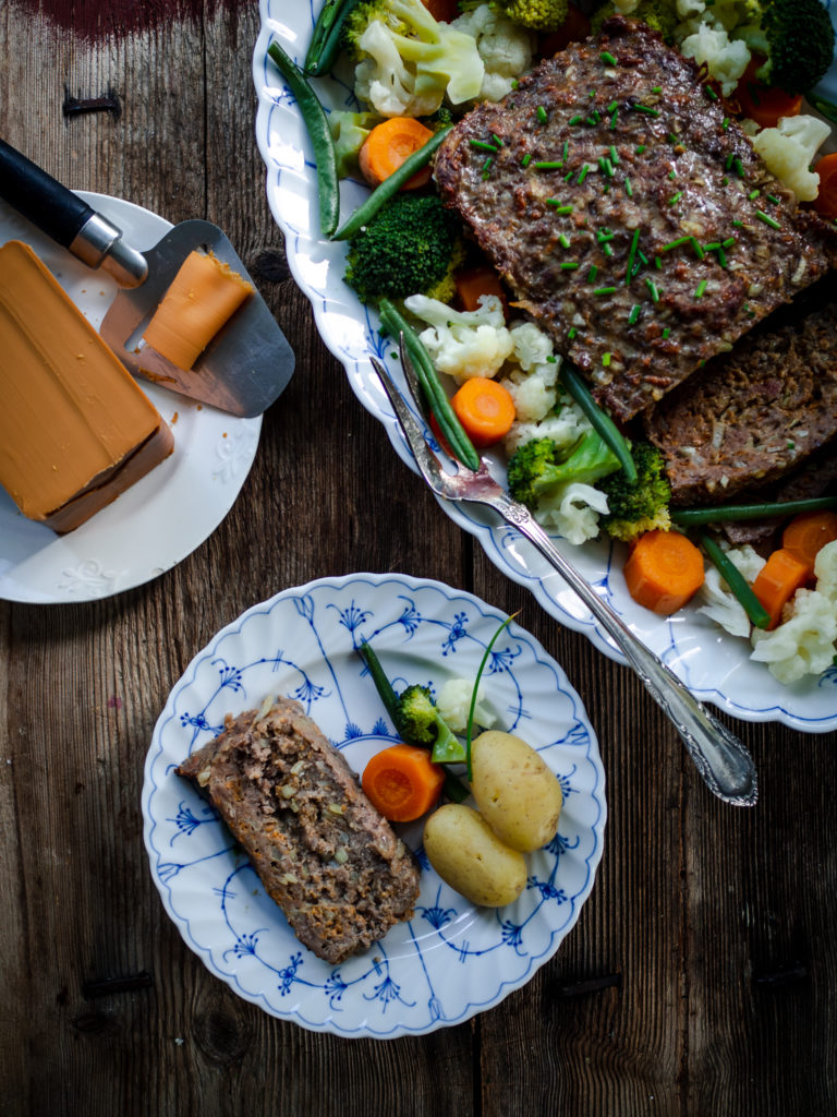 Brown Cheese Meatloaf