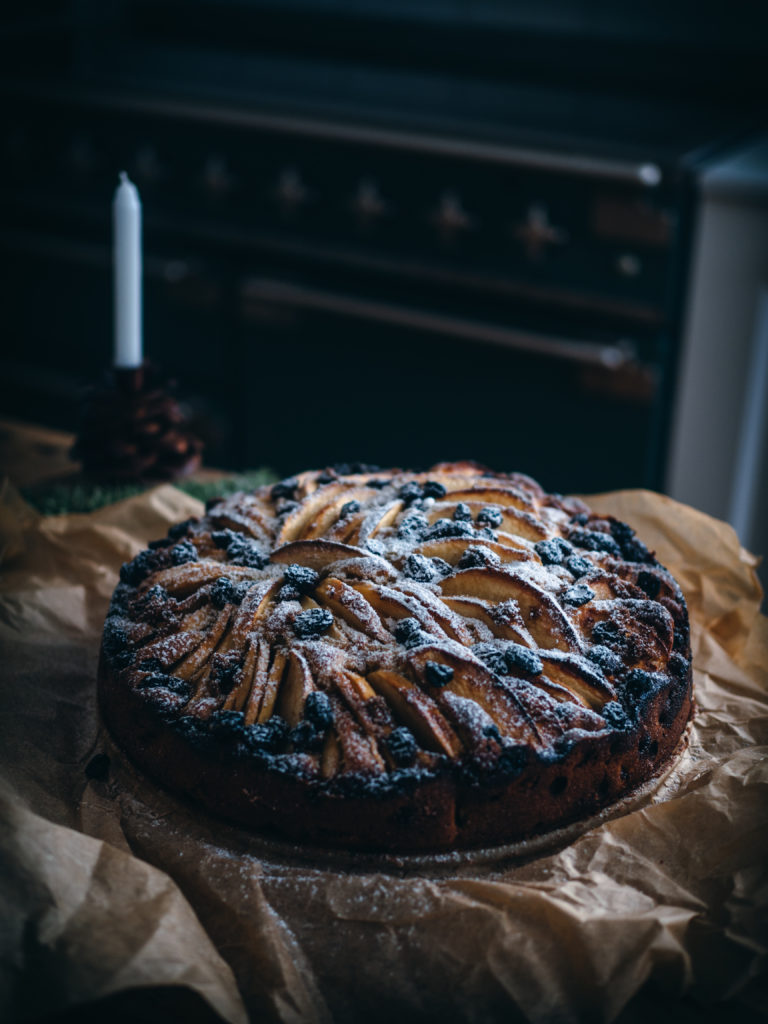 Apple Julekake Cake