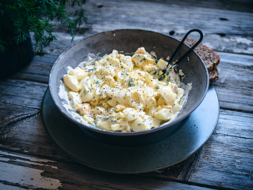 Herb Egg Salad (Eggesalat) 