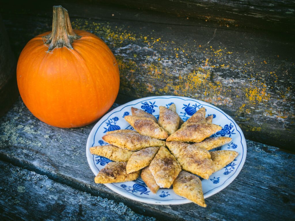 Pumpkin Collar Cookies