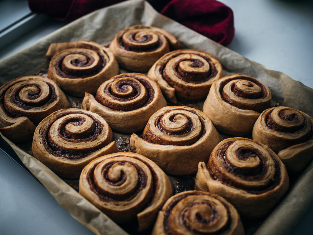 Pepperkaker Buns (Gingerbread Rolls)