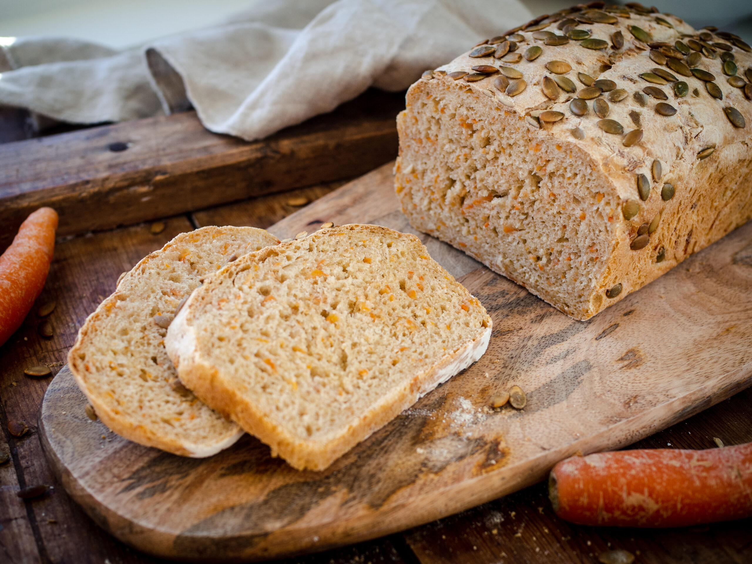 Spelt Carrot Bread (gulrotbrød med spelt)